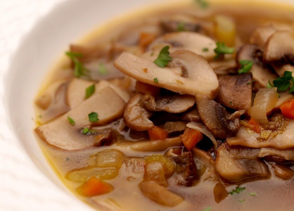 Hearty Vegan Mushroom & Quinoa Soup Recipe